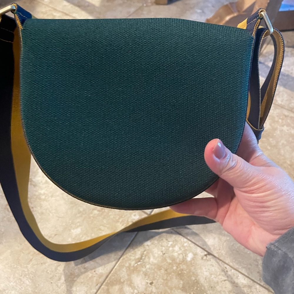RARE Rothys The Saddle Crossbody in Mallard Green, like new - Picture 5 of 6